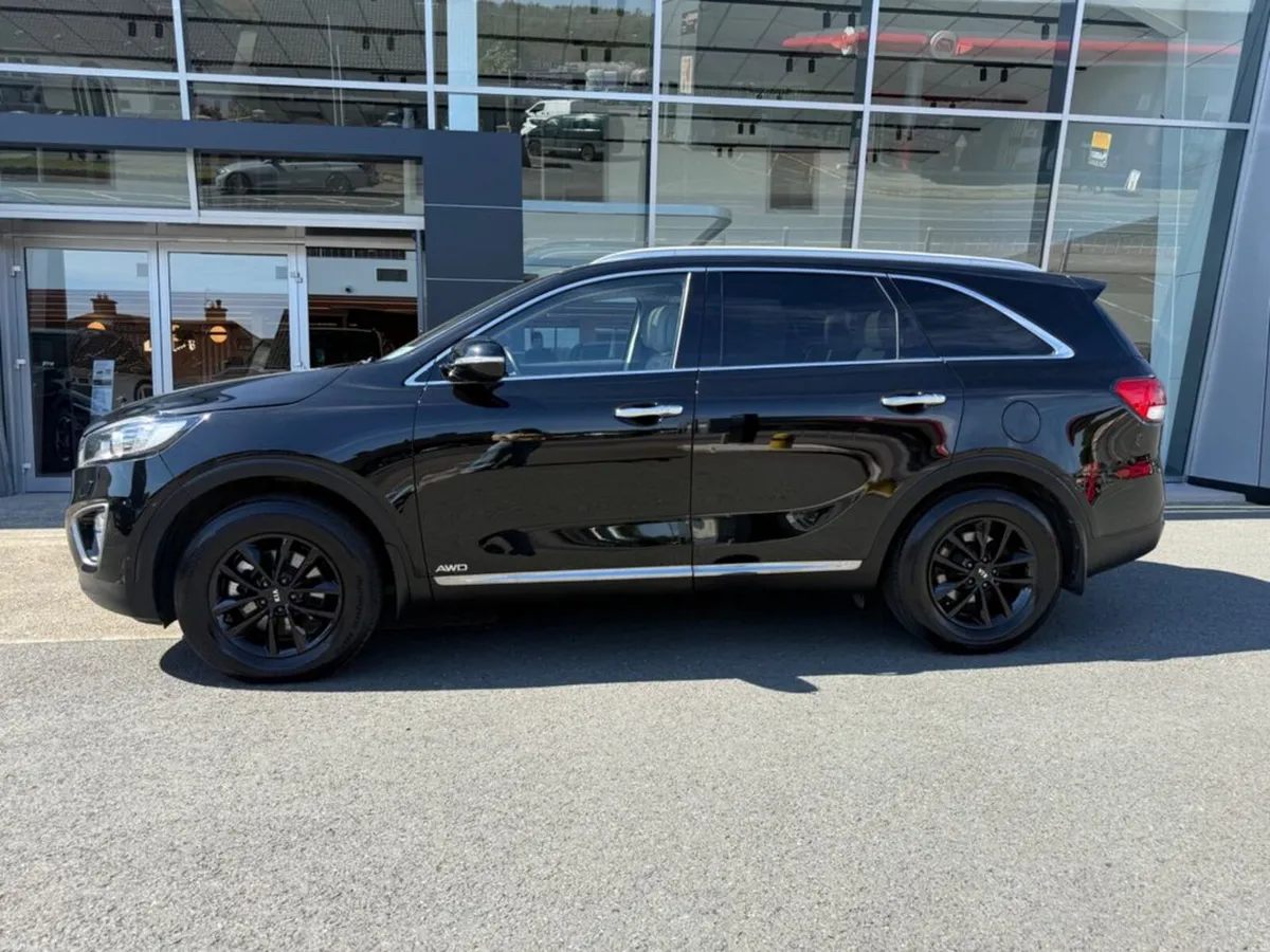 Kia Sorento Platinum 5DR - Image 6
