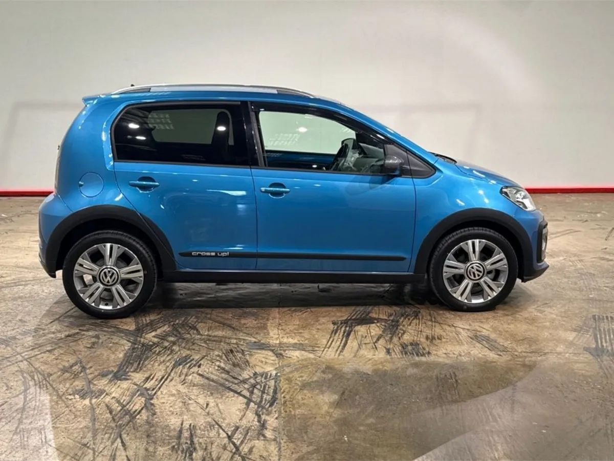 Volkswagen up! 1.0 AUTOMATIC - CROSS EDITION - UPG - Image 2