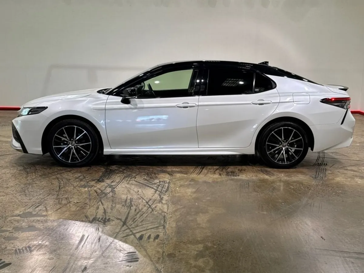 Toyota Camry 2.5 HYBRID AUTOMATIC WS EDITION - WHI - Image 6