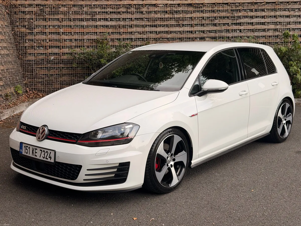 151 Vw Golf GTi **DSG 220BHP** - Image 4
