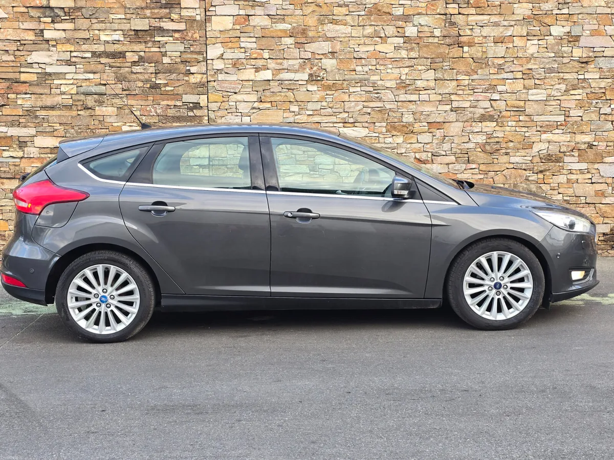 161 Ford Focus TITANIUM X  1.5 Diesel - Image 5