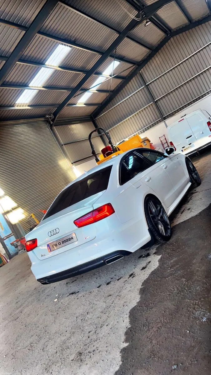 Audi A6 2015 2.0 TDI Sline Black Edition - Image 2