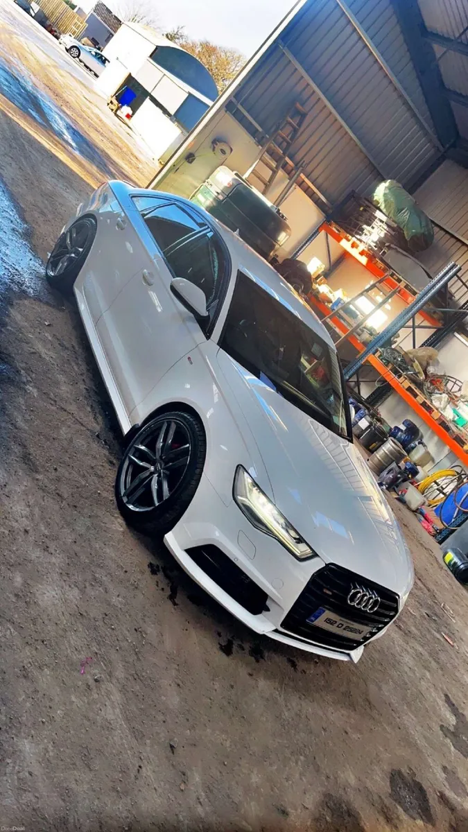 Audi A6 2015 2.0 TDI Sline Black Edition - Image 3