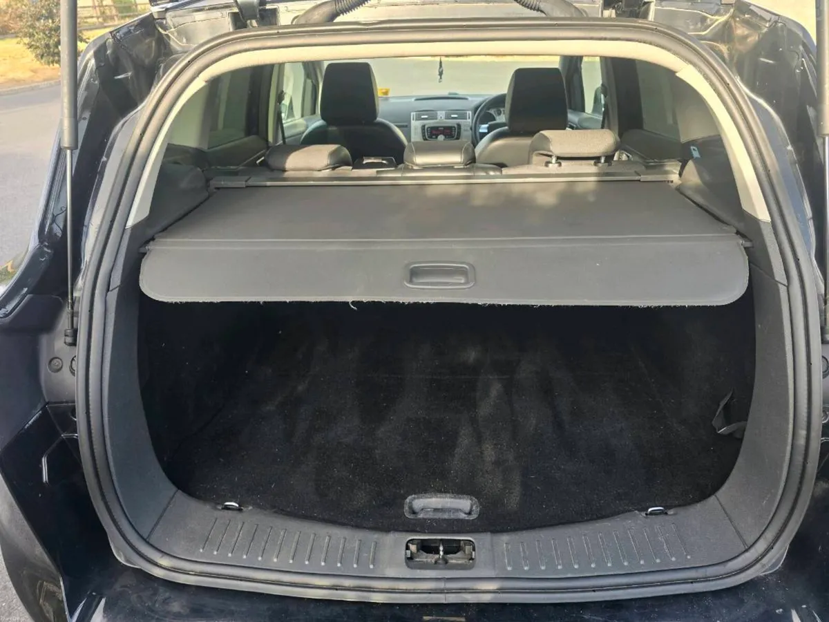 Ford kuga 2.0tdci 5 seater nct+ tax - Image 5