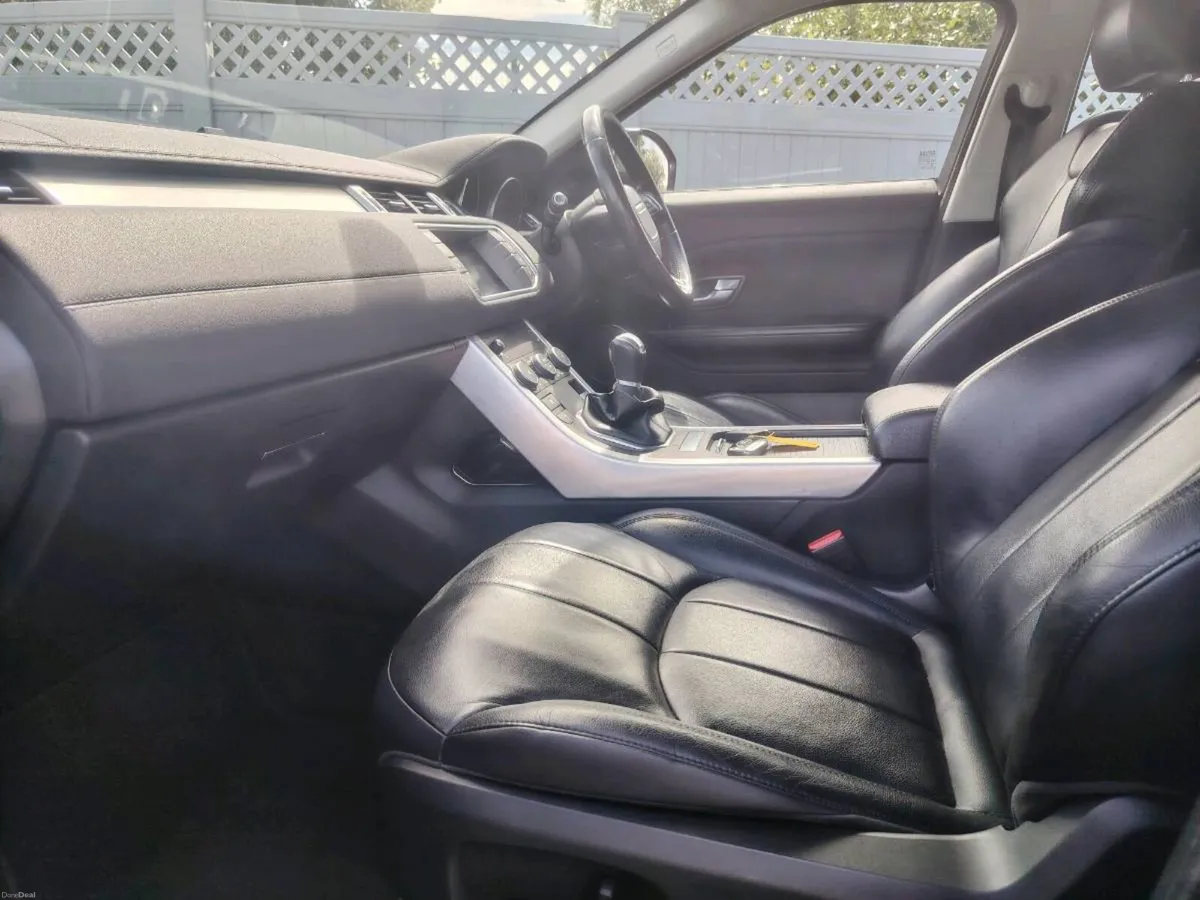 171 Range Rover Evogue - Image 6