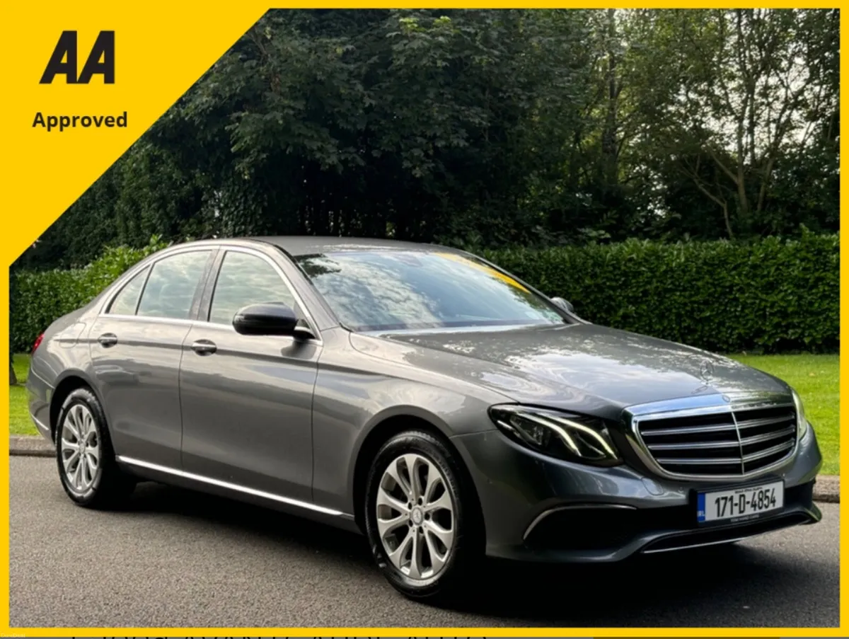 Mercedes-Benz E200 AVANTGARDE 2017 *LOW KLMS* - Image 1