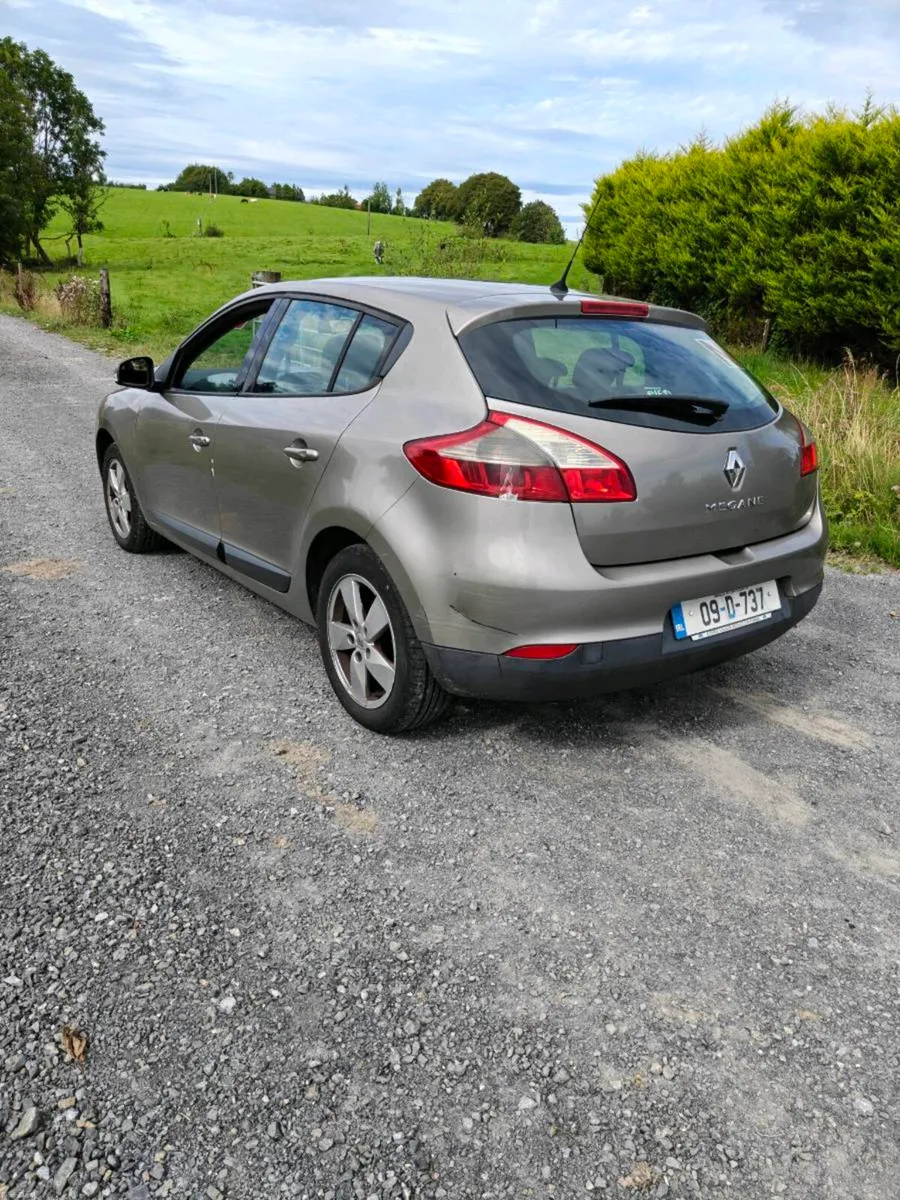 Renault megane nct 05/27 - Image 4