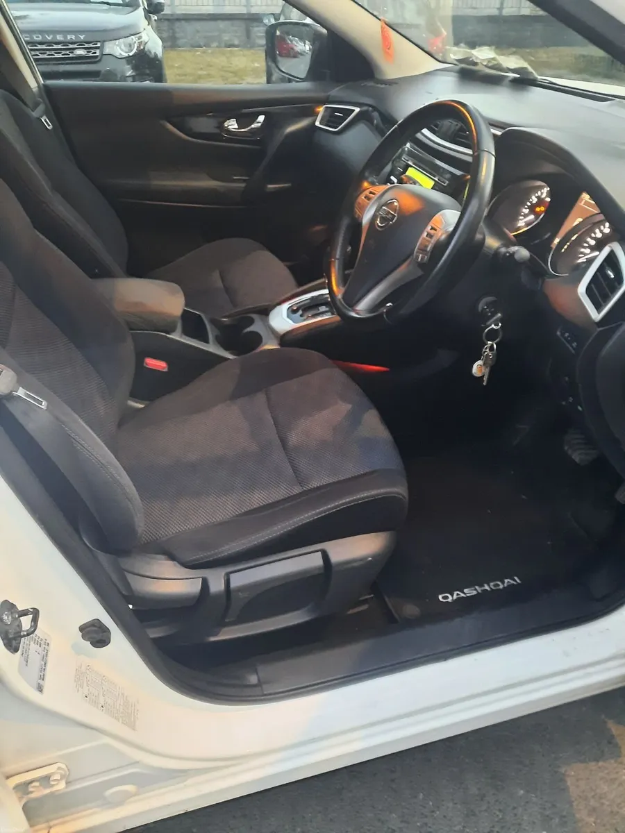 Nissan Qashqai 2016 automatic - Image 5