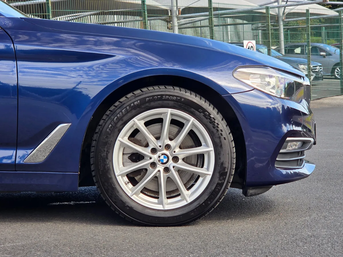 **Low KMs - Full BMW Service History  - 520d** - Image 4