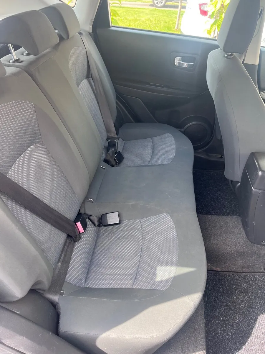 Nissan Qashqai 2011 with Test & Tax - Image 4