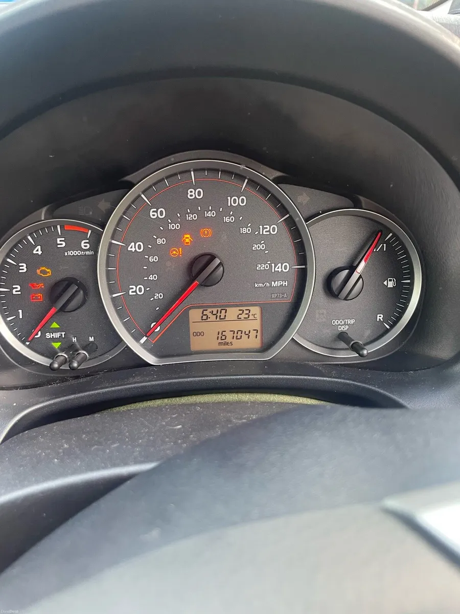 Toyota Yaris 2012 1.4 Diesel - Image 4