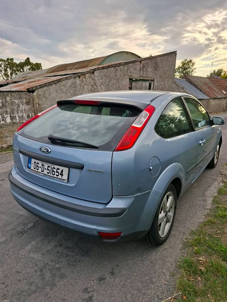 FORD FOCUS AUTOMATIC ONLY 125000KM - Image 4