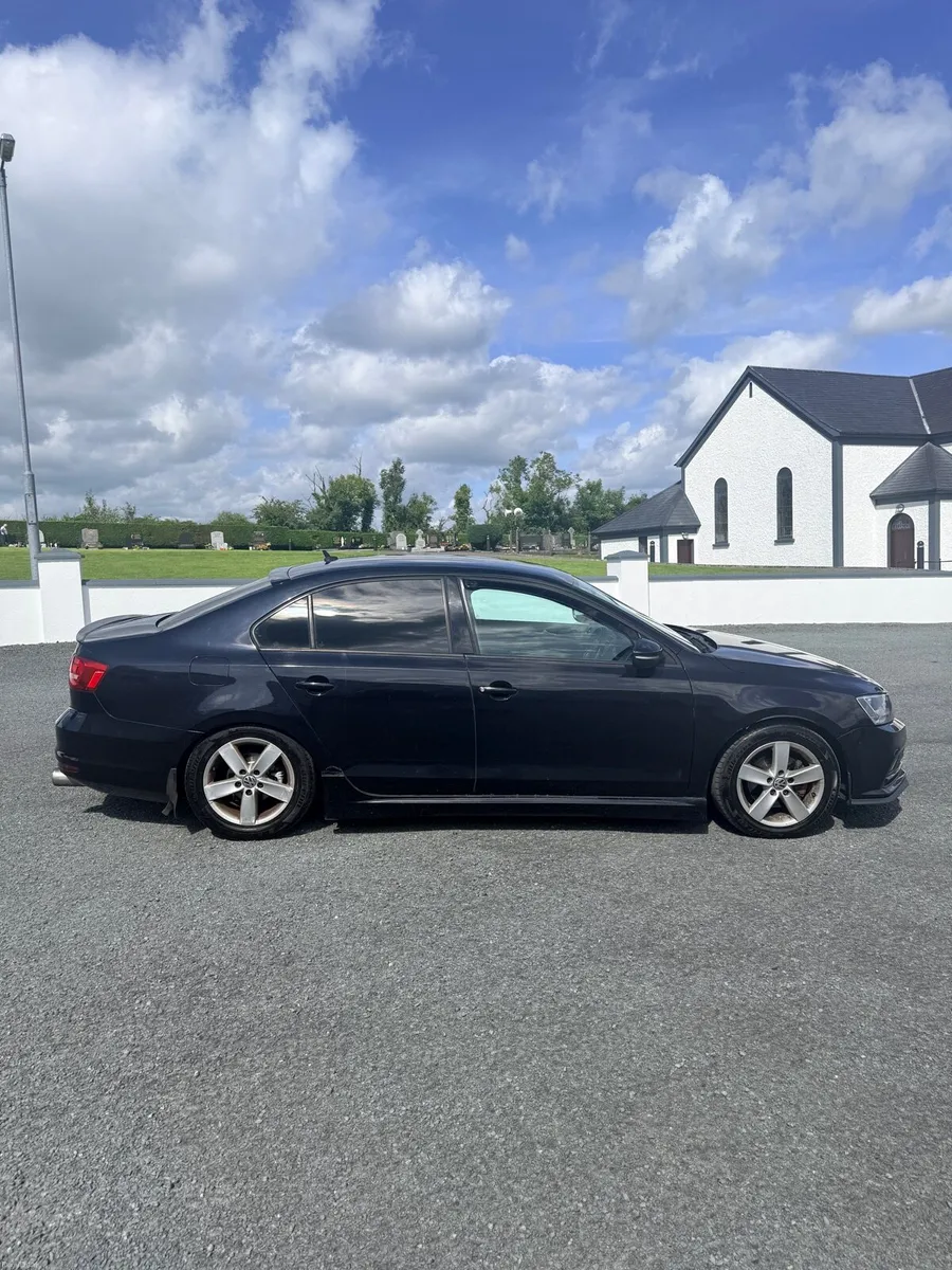 2015 Vw Jetta 2.0tdi 6 speed (new nct ) - Image 5