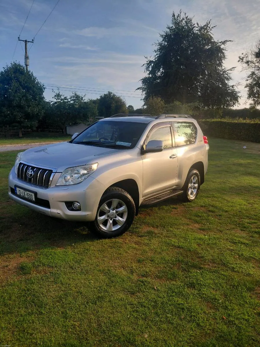 2012 Toyota Landcruiser 3.0L D-4D 60th anniversary - Image 2