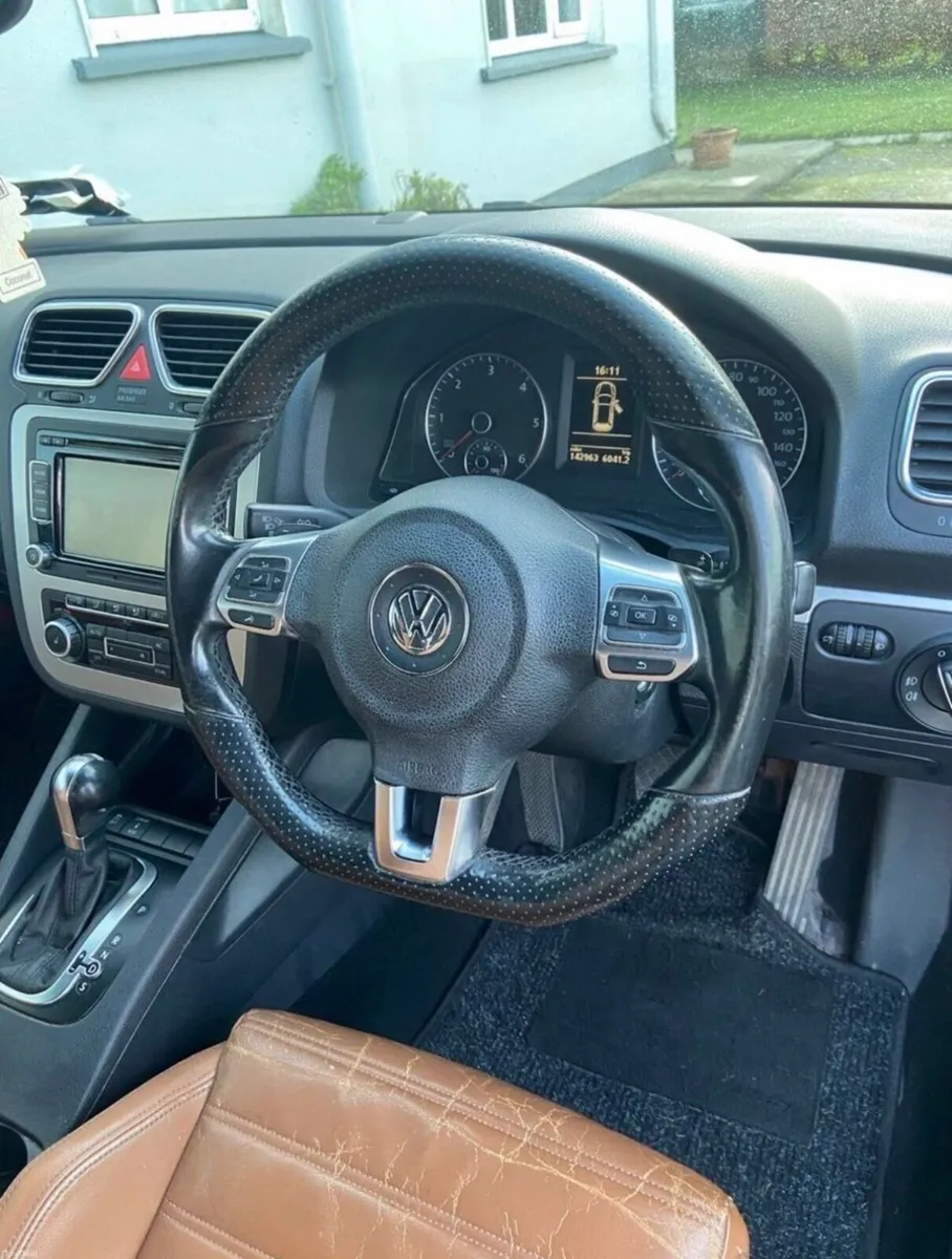 Volkswagen Scirocco 2.0 2010 - Image 4