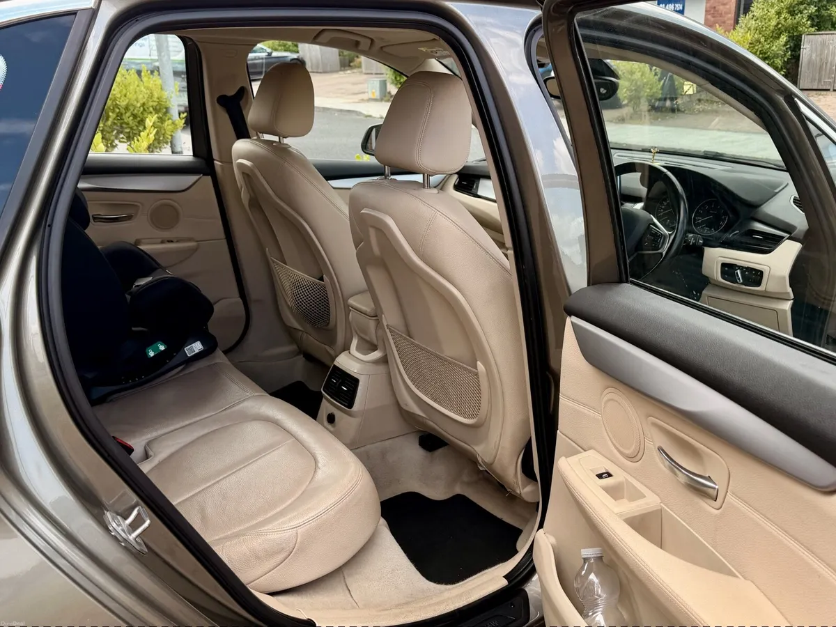 BMW 218i automatic / 2015 - Image 4