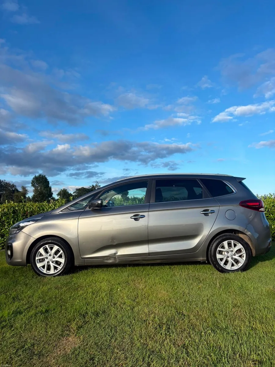 2018 Kia Carens 1.7crdi - Image 4