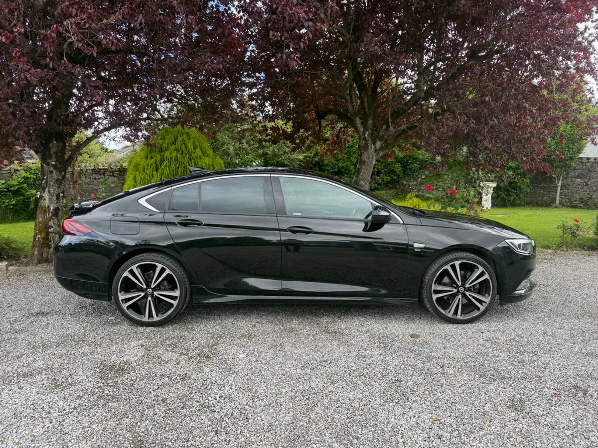 Opel Insignia Sri Automatic - Image 3