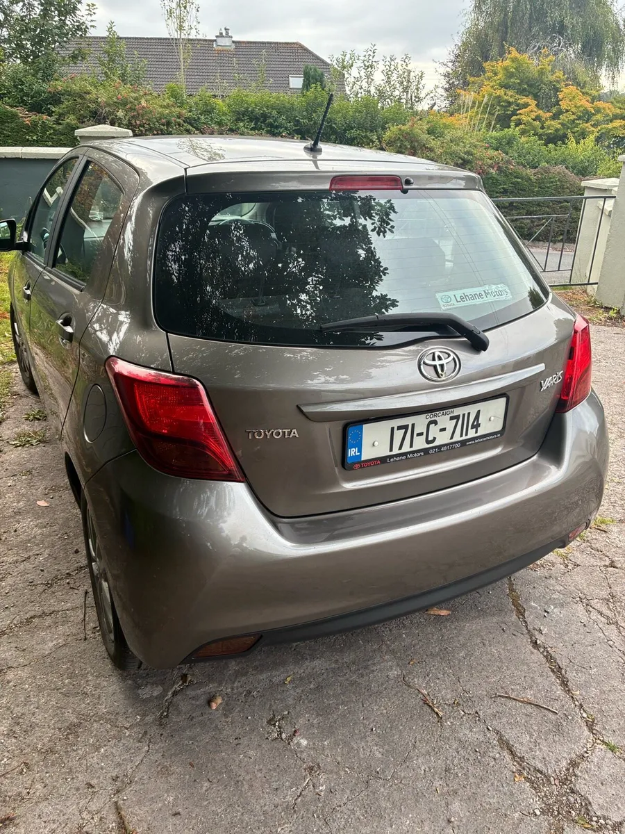 Toyota Yaris - Image 2