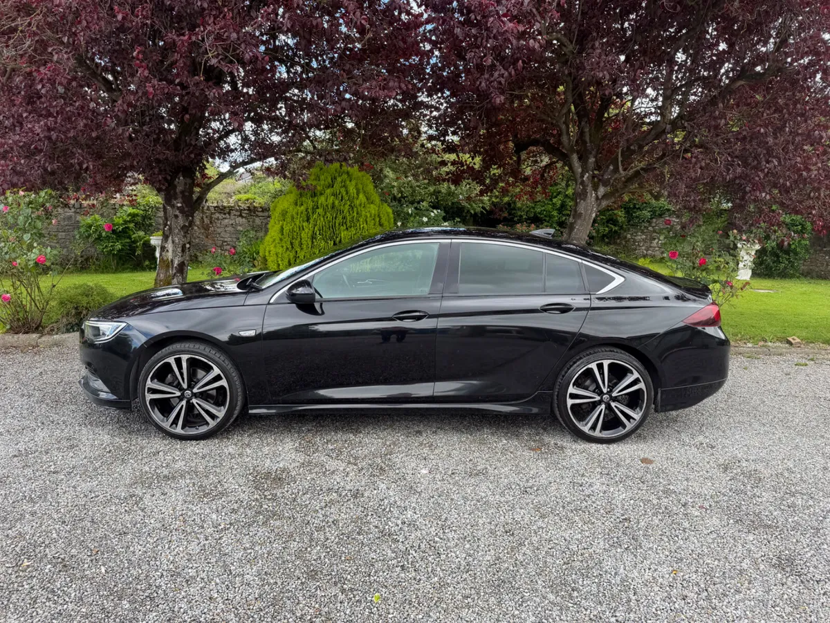 Opel Insignia Sri Automatic - Image 5