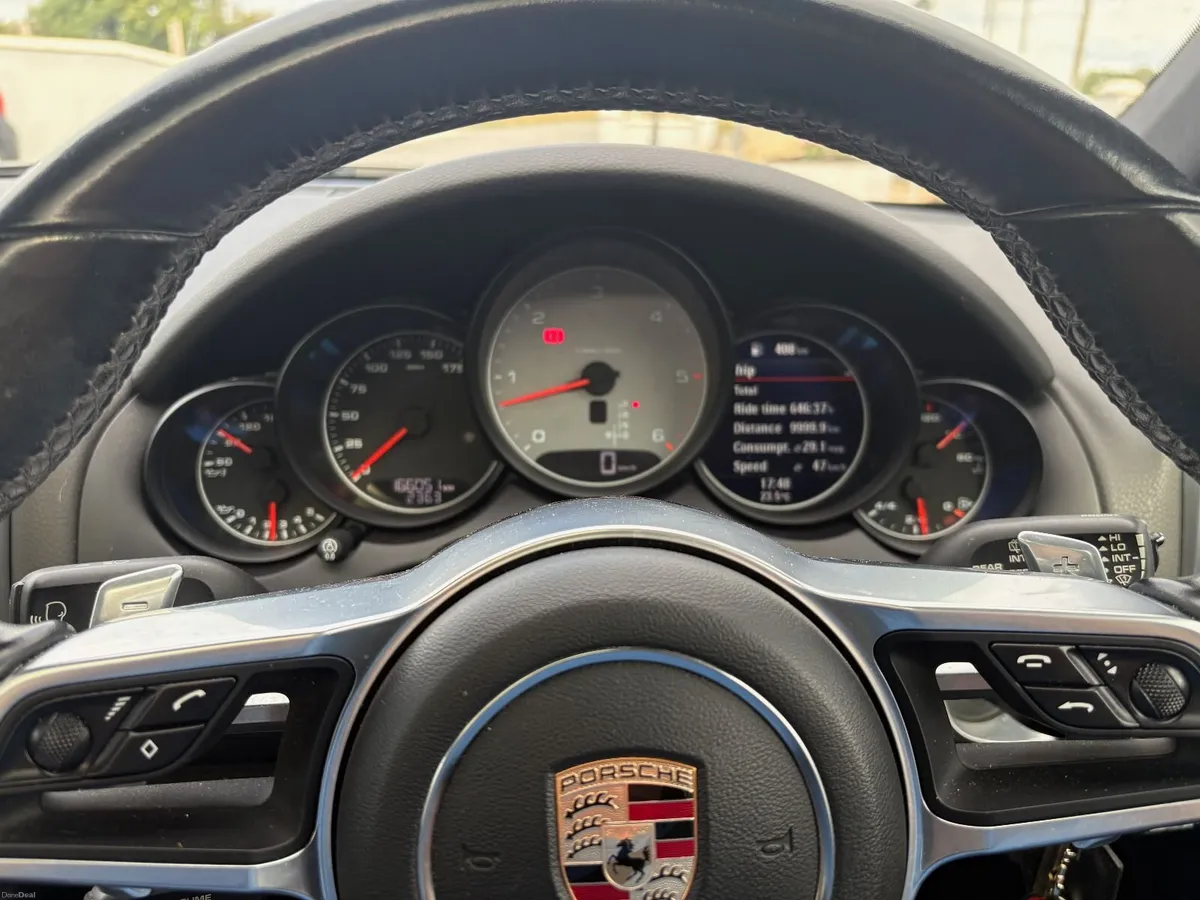 Porsche Cayenne s 2017 4.2 V8 Diesel - Image 5