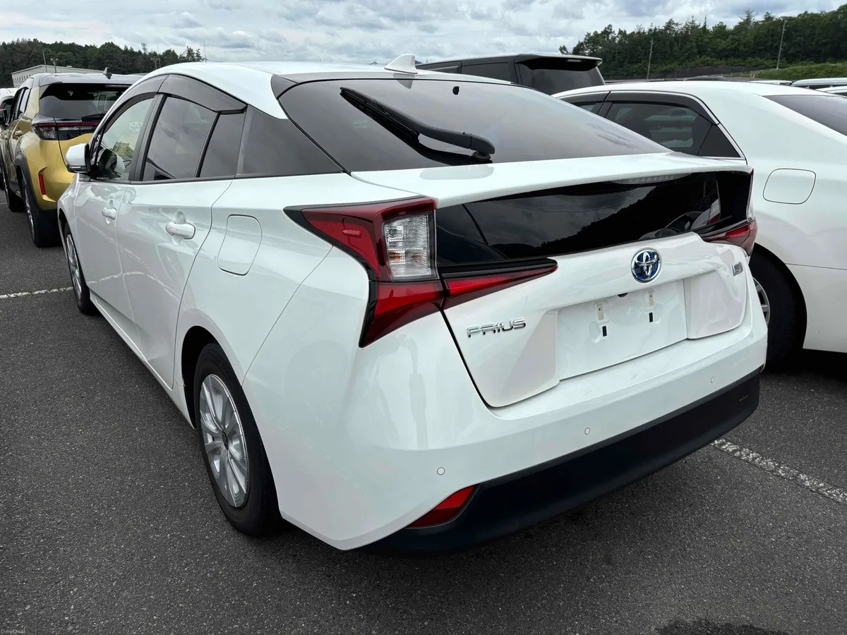 222 Toyota Prius arriving mid September plate ava - Image 4