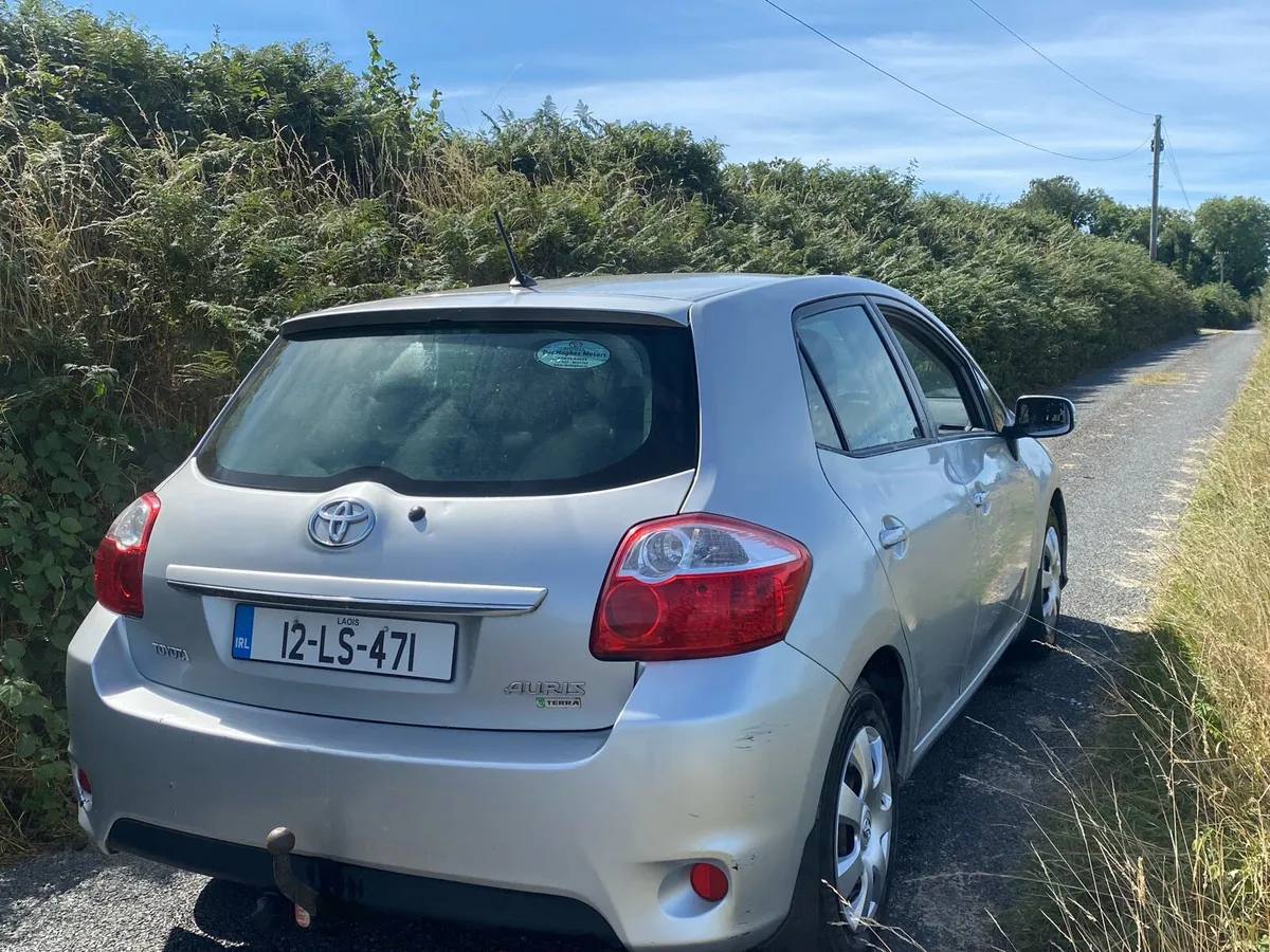 2012 Toyota Auris - Image 5