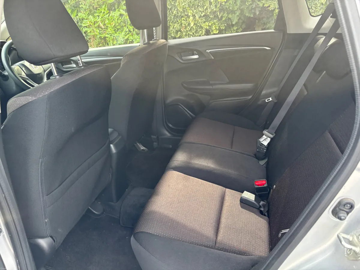 Honda Fit 2015 Automatic - Image 6