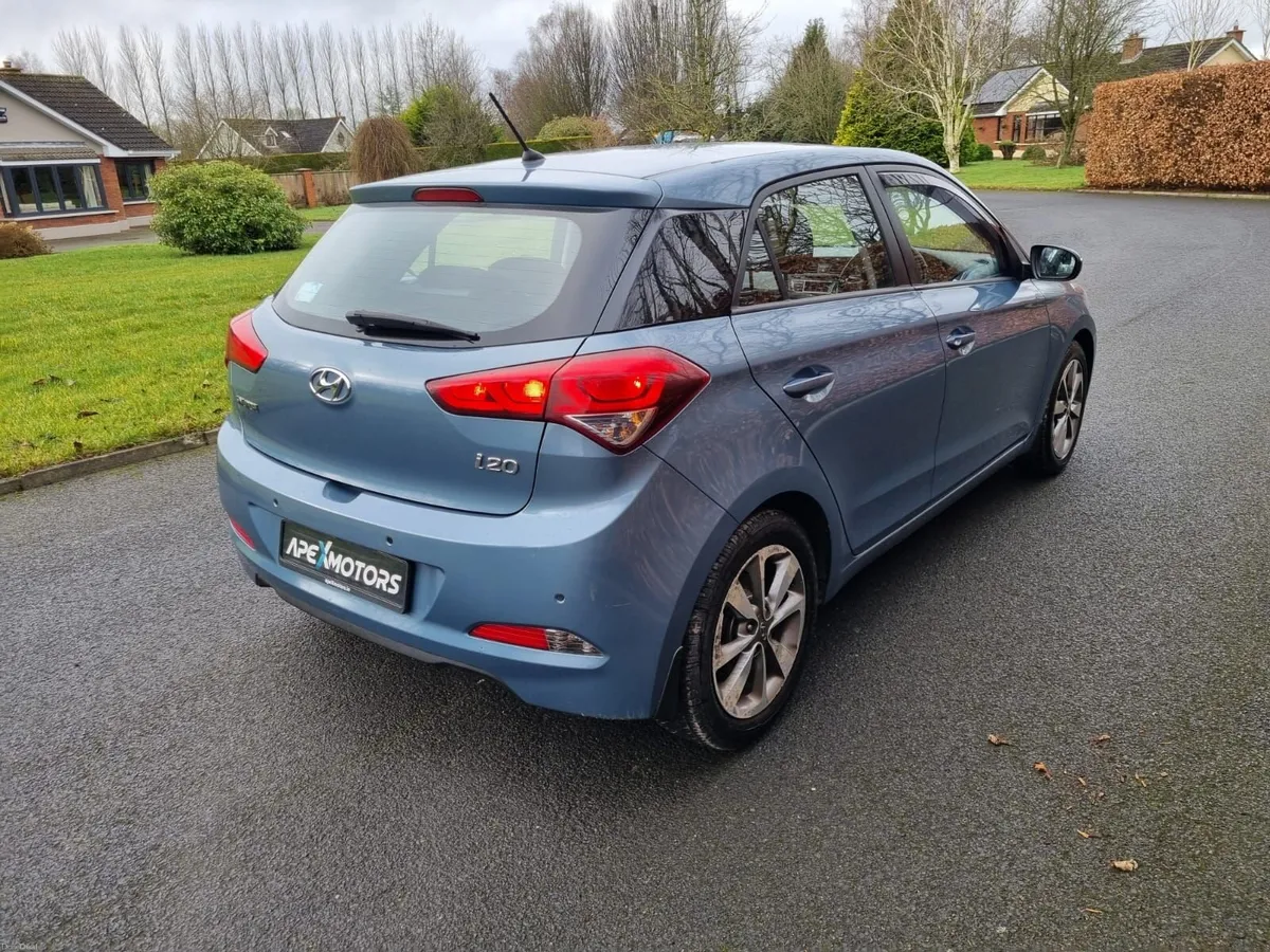 Hyundai i20 2015 - Image 5