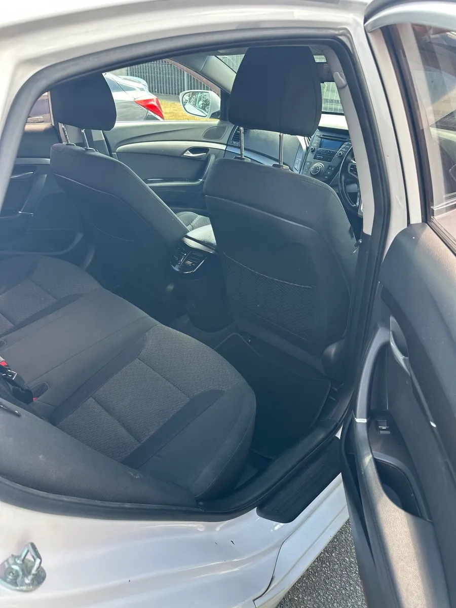 Hyundai i40 1.7 Diesel*NCT+TAX - Image 2