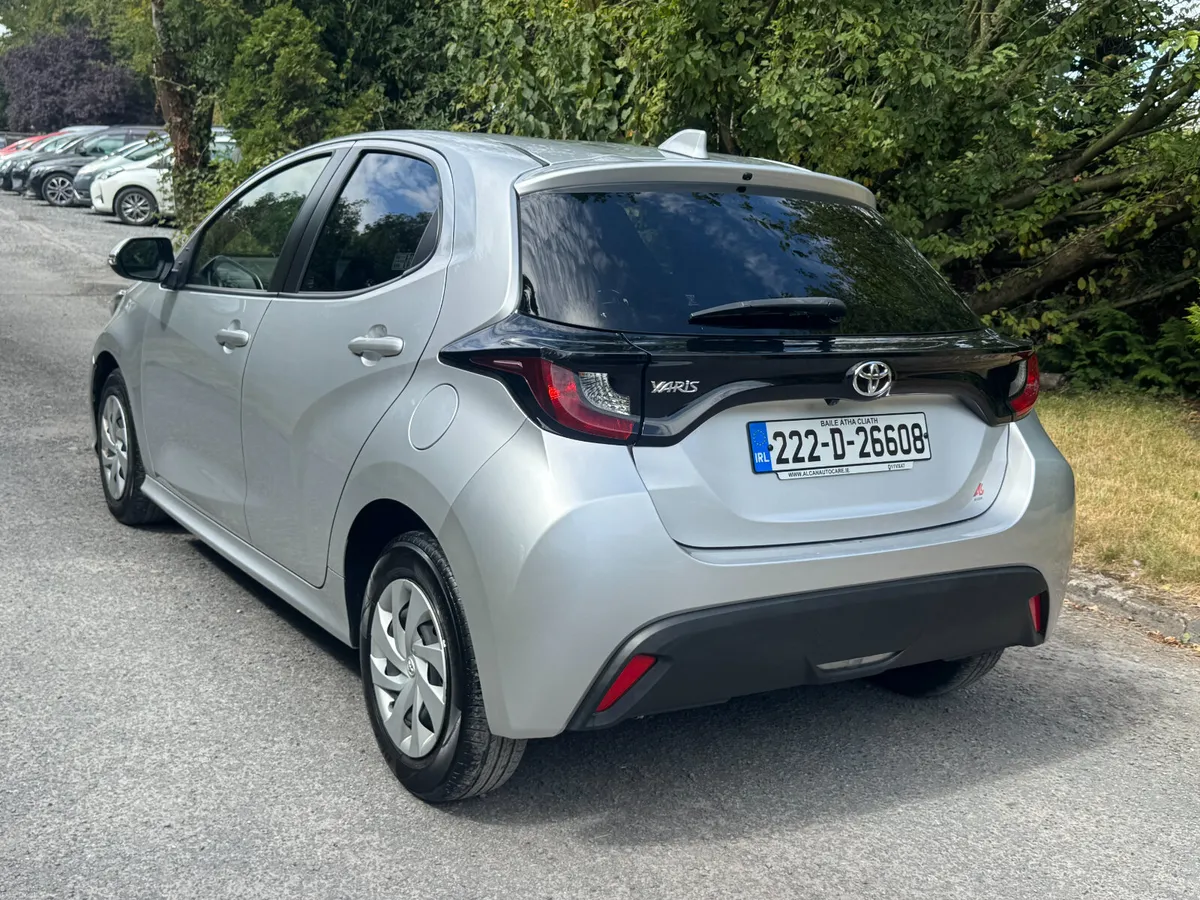 Toyota Yaris 2022 - Image 4