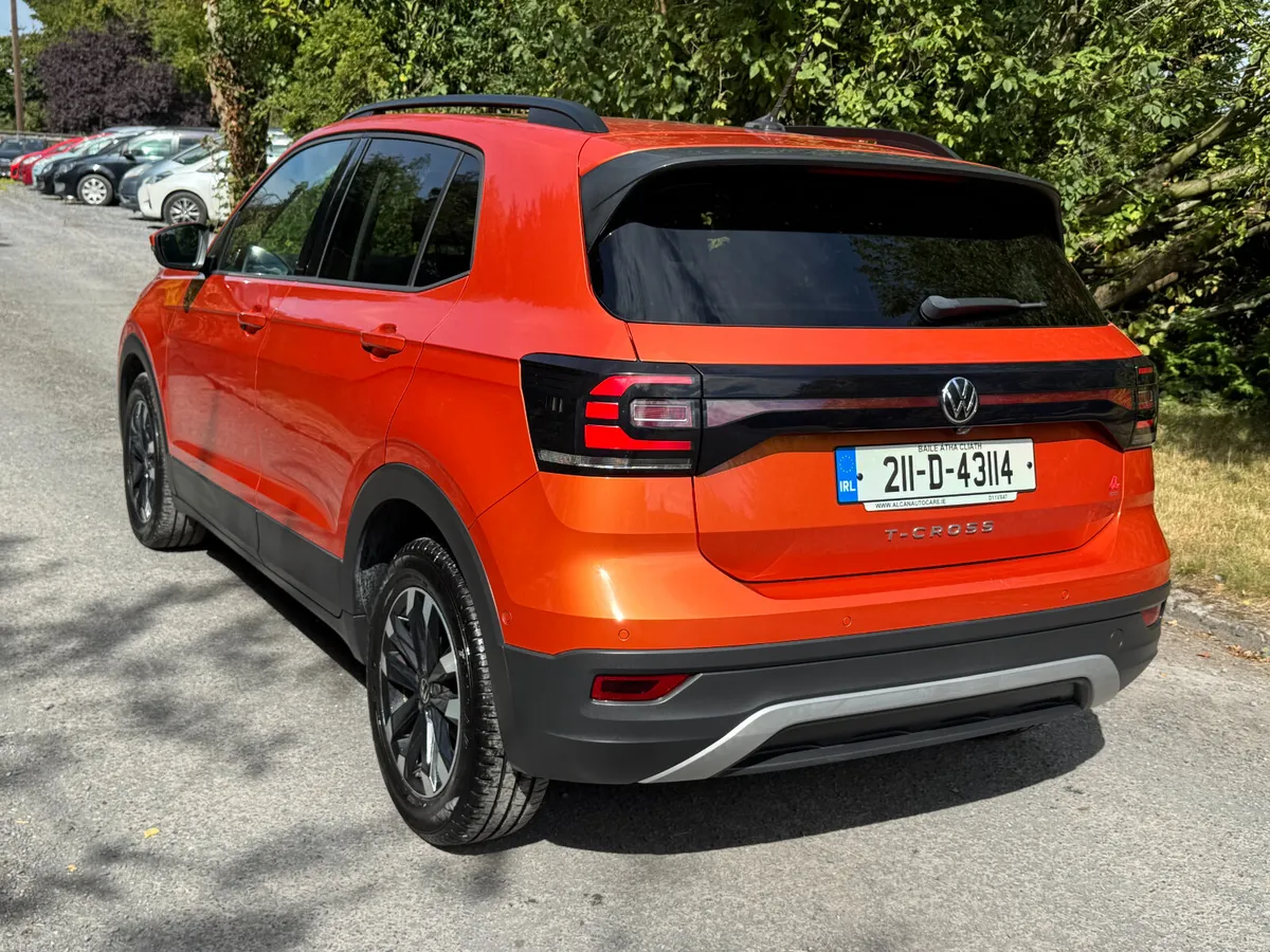21 Volkswagen T-Cross 1.0 Automatic - Image 3