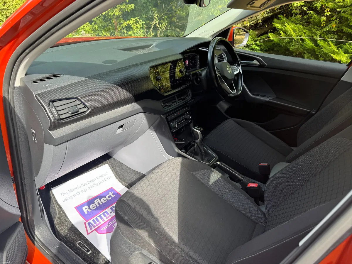 21 Volkswagen T-Cross 1.0 Automatic - Image 5