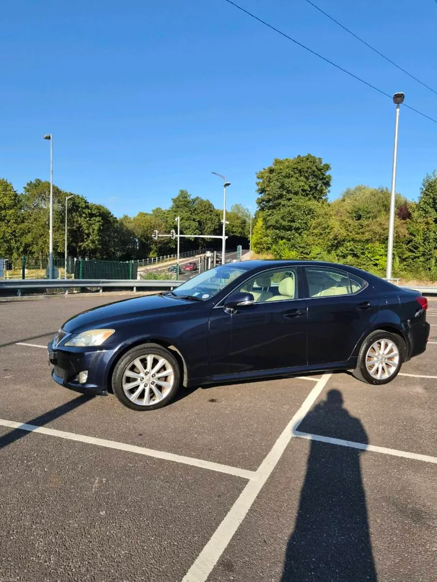 2009 lexus is220 diesel - Image 2