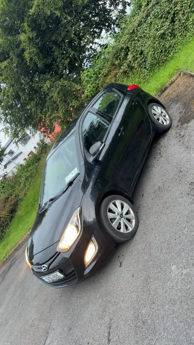 Hyundai I20 - Image 2
