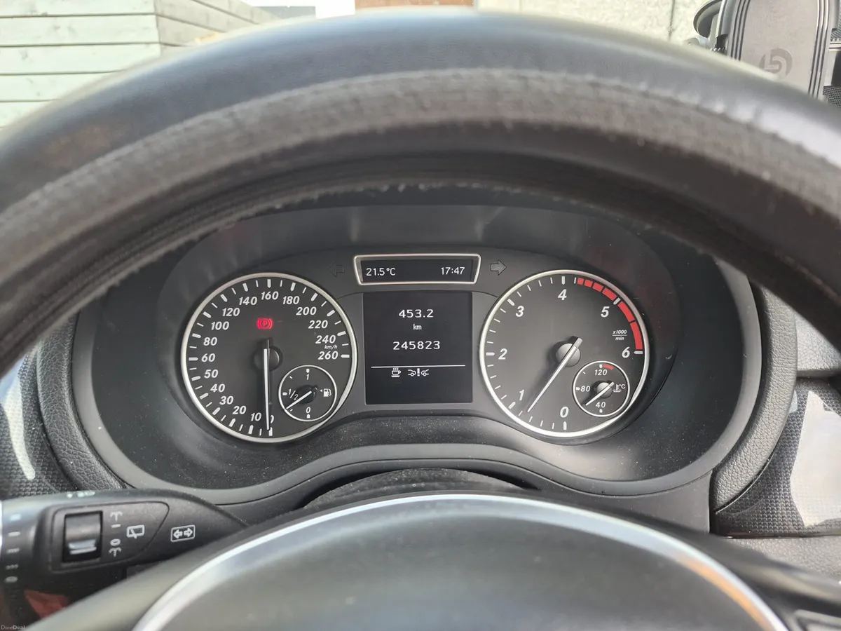 Mercedes Benz B189d - Image 4