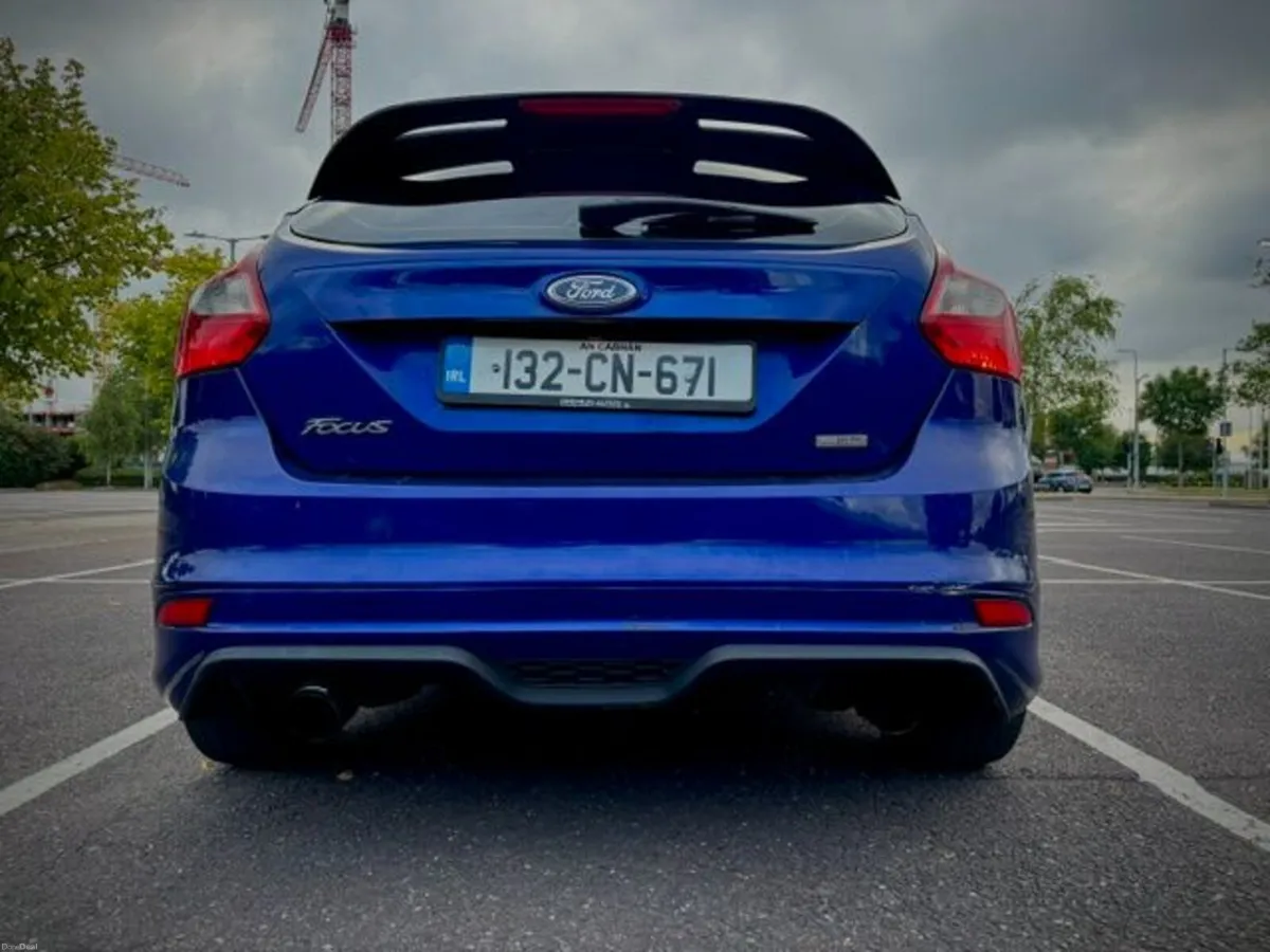 Ford Focus 2013 - Image 5