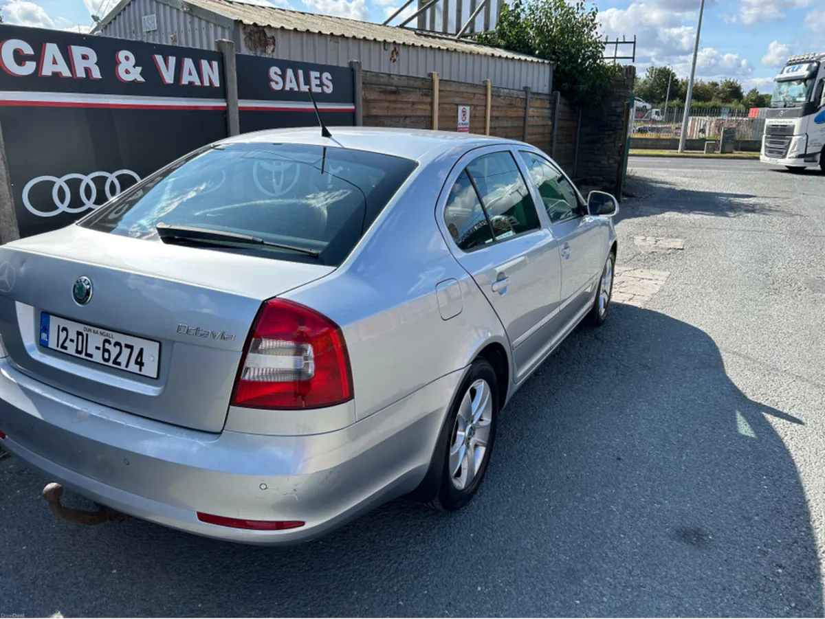 Skoda Octavia 1.6 TDI CR ELEGANCE 10 103HP 5DR - Image 4