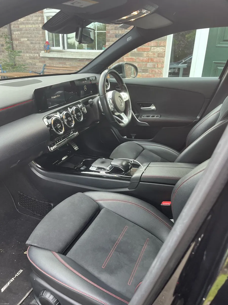 Mercedes A180 AMG line - Image 4