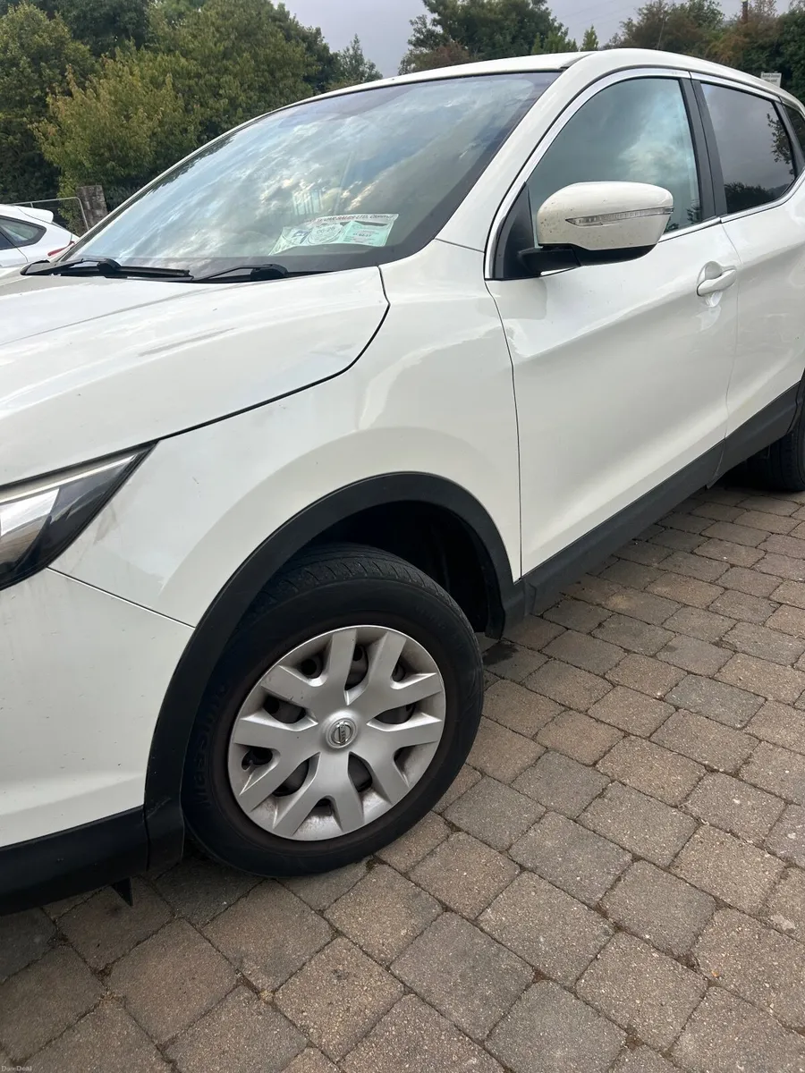 Nissan Qashqai 2016 - Image 2