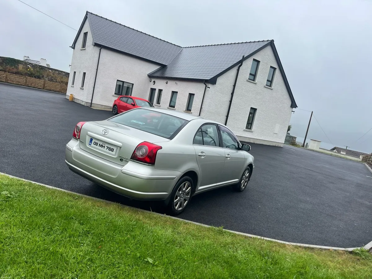 Toyota avensis - Image 4