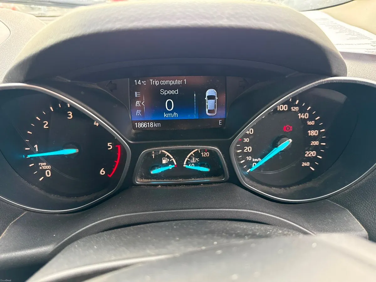 2019 Ford Kuga Titanium 1.5 Diesel - Passenger - Image 5