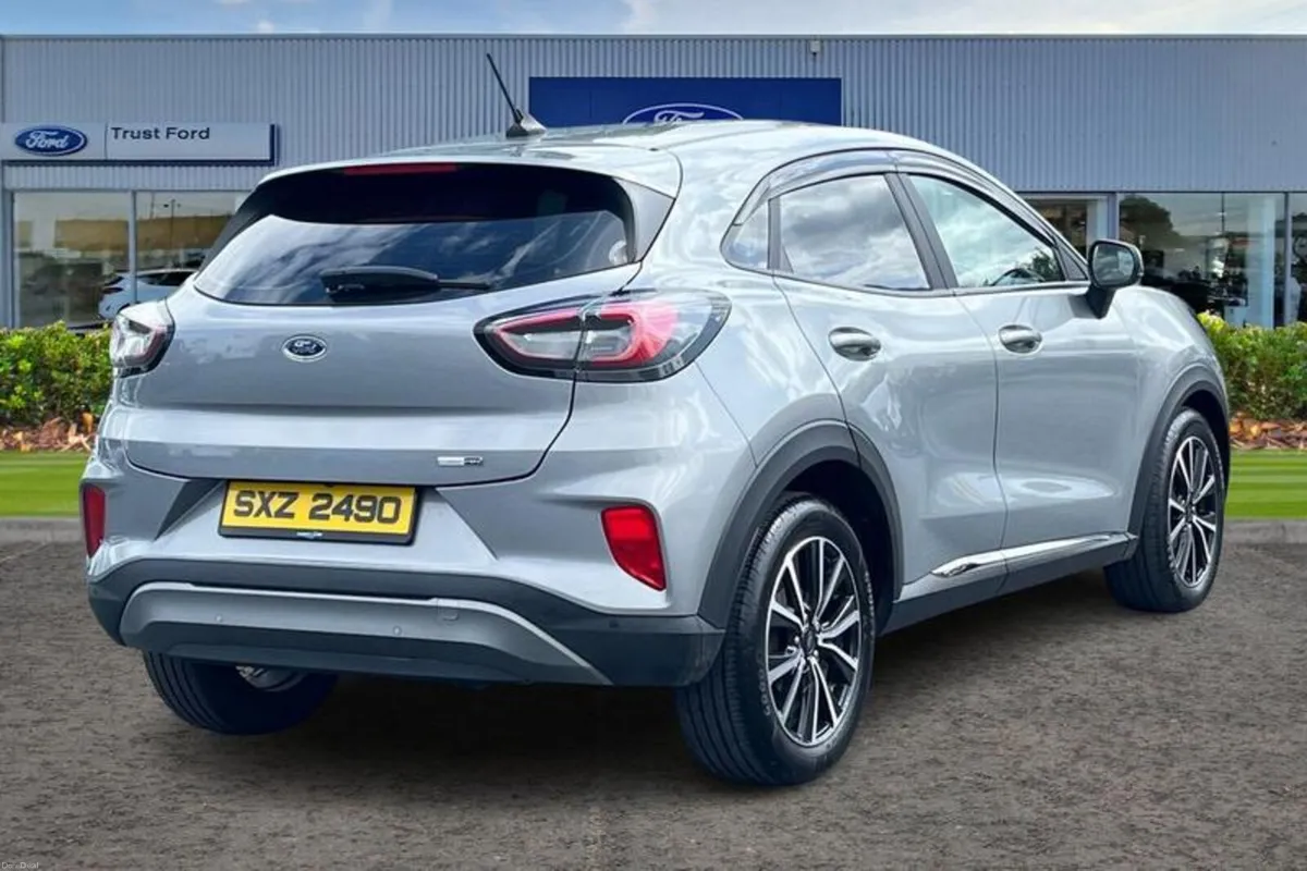 Ford Puma 1.0 EcoBoost Hybrid mHEV 155 Titanium 5d - Image 4