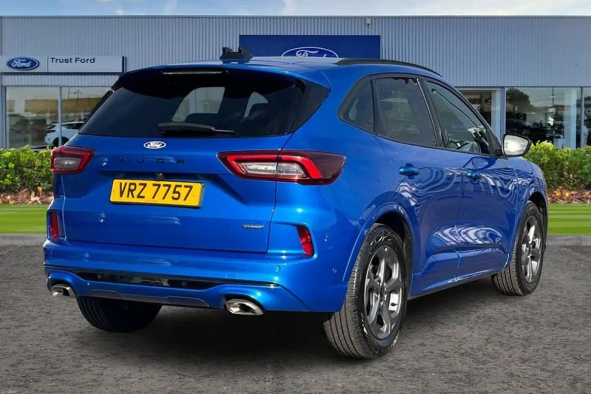 Ford Kuga 2.5 FHEV ST-Line 5dr CVT - POWER TAILGAT - Image 4