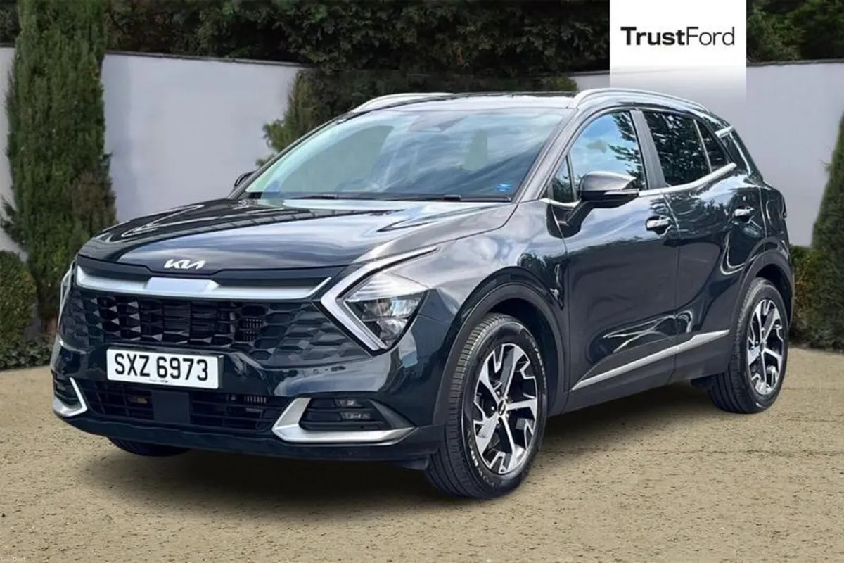 Kia Sportage 1.6T GDi ISG 3 5dr - REVERSING CAMERA - Image 5