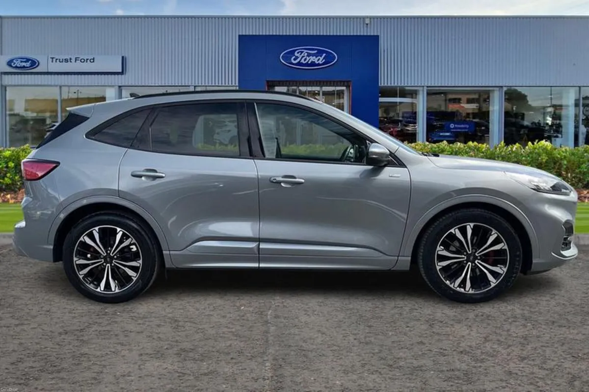 Ford Kuga 1.5 EcoBoost 150 ST-Line X Edition 5dr** - Image 3