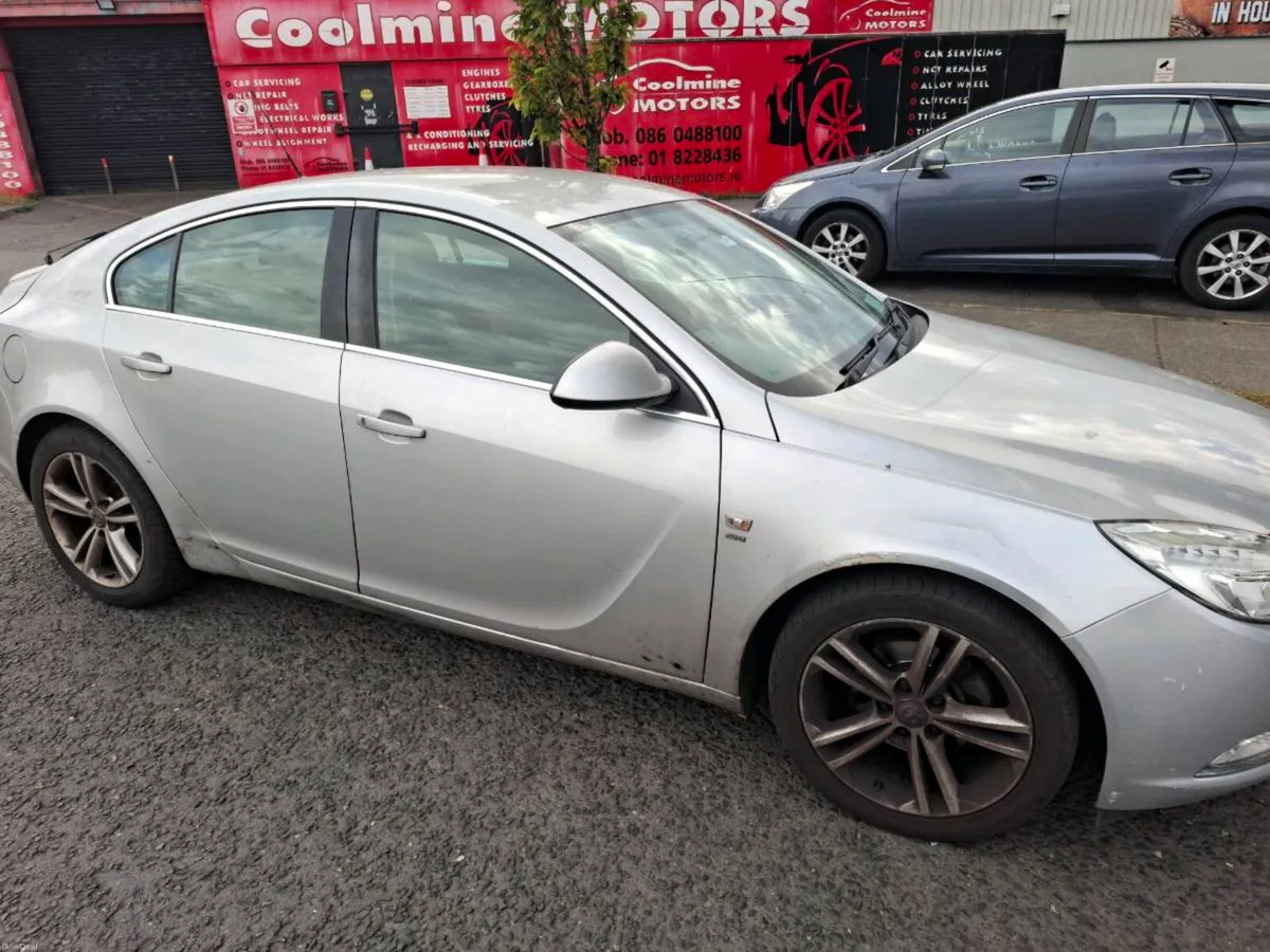 Vauxhall Insignia 2011 - Image 4