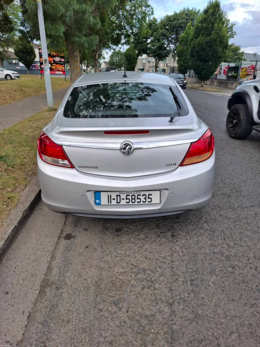 Vauxhall Insignia 2011 - Image 2