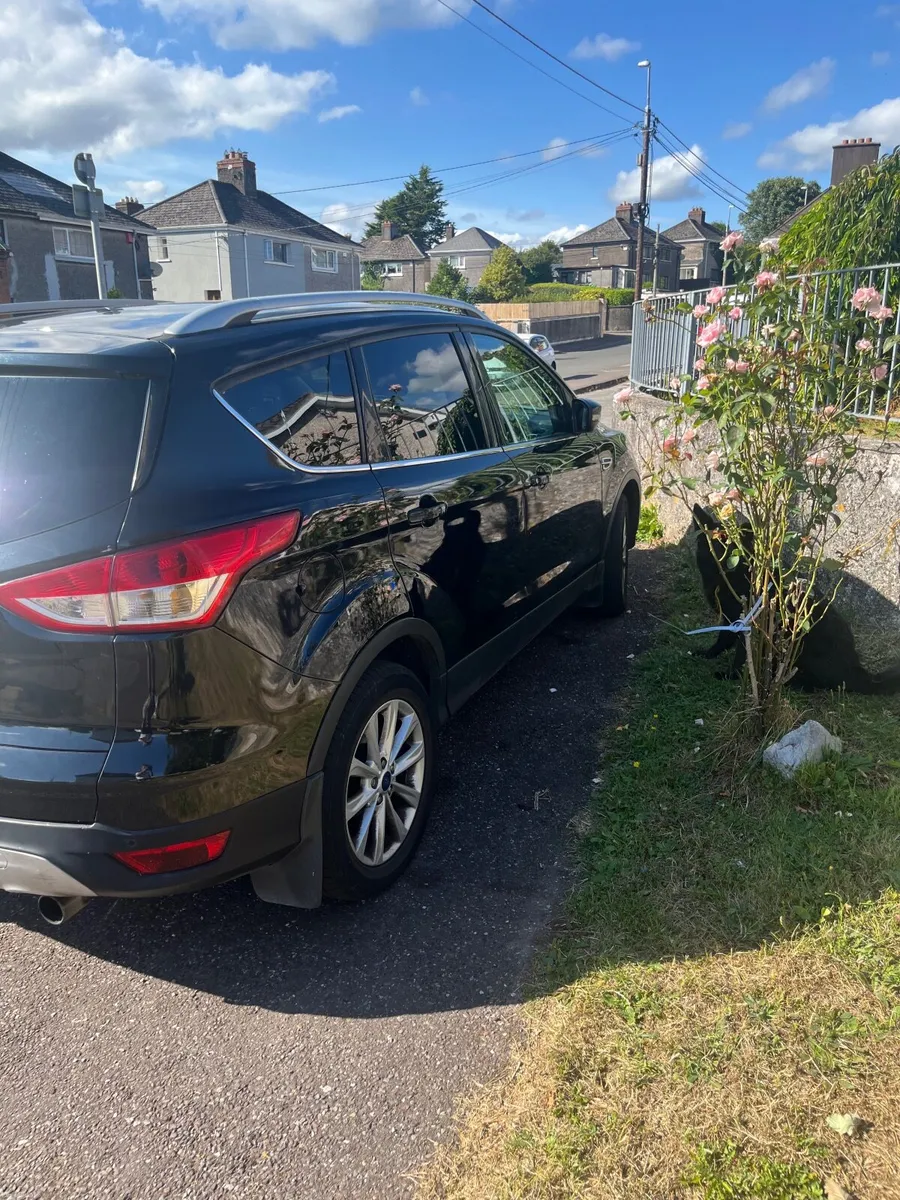 Ford Kuga 2016 - Image 3