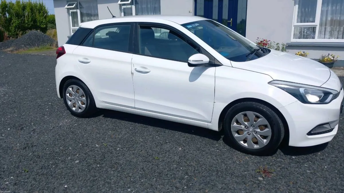 Car - Image 2